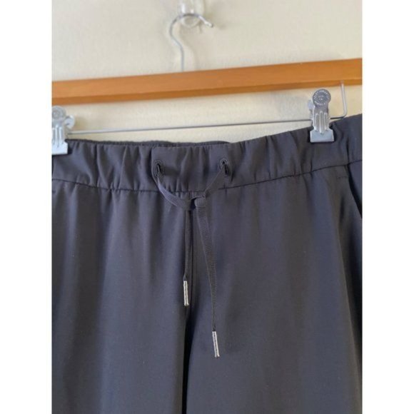 Lululemon Women's On the Fly 7/8 Classic Black Pants - Picture 7 of 11